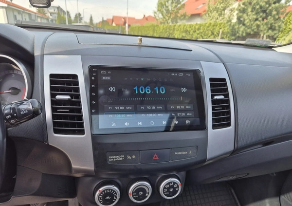 Mitsubishi Outlander cena 22900 przebieg: 323500, rok produkcji 2007 z Radzionków małe 232